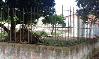 Imagem 3: Terreno de esquina, ao lado da Escola da Brigada