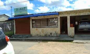 Imagem: Vendo essa casa na frente da policlínica