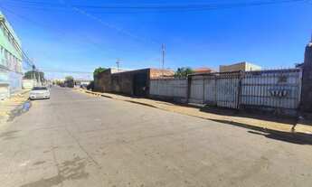 Imagem: EXCELENTE LOTE MUITO BEM LOCALIZADO NA QNM