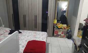 Imagem 3: Casa em rua pública