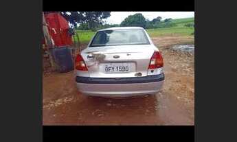 Imagem 3: Vendo ou troco carro np ano 2001