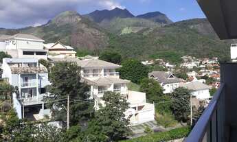 Imagem 3: Cobertura duplex para venda tem 211 metros quadrados com 4 quartos sendo 2 suítes na Fregu