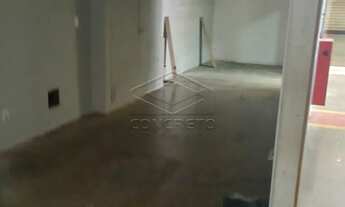 Imagem 4: Prédio comercial no centro da cidade - 4 andares