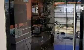 Imagem 4: Imóvel para aluguel tem 200 metros quadrados com 3 quartos