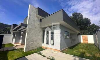 Imagem 2: LINDA CASA COM PISCINA NA PRAIA DE ITAIPUAÇU