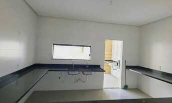 Imagem 3: PASSAREDO, CASA NOVA, 145M2, TÉRREA, 3 SUÍTES, R$ 800 MIL