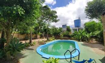 Imagem 3: Velleda oferece lindo sítio em condomínio fechado com casa e piscina em Águas Claras