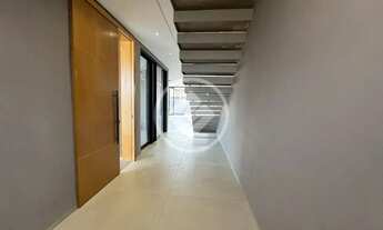 Imagem 3: Vende-se Sobrado de Alto Padrão no condomínio Florais da Chapada , com 03 suítes, 255,80m