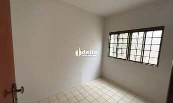 Imagem 16: Casa residencial com 3 quartos 1 suíte disponível para locação no bairro Tibery em Uberlân