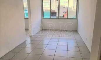 Imagem: Apartamento à venda, 3 quartos, aproximadamente