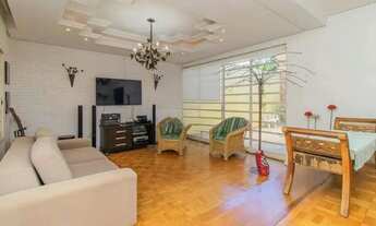 Imagem 4: Casa com 3 dormitórios no Bairro Três Fgueira em Porto Alegre