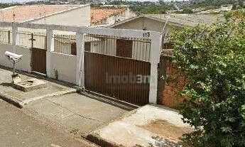 Imagem 2: Casa com 3 dormitórios à venda, 200 m² por R$ 190.000,00 - Conjunto Farid Libos - Londrina