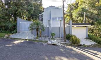 Imagem: Sobrado à venda no bairro SANTA FELICIDADE
