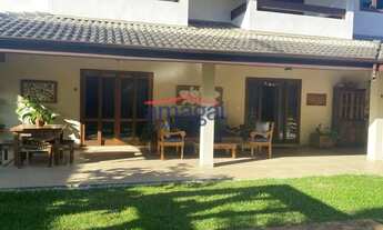 Imagem 4: Conforto e Segurança: Casa à Venda em Pindamonhangaba, Condomínio Colonial Village