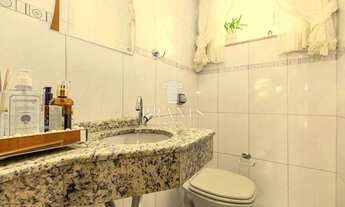 Imagem 6: Casa à Venda com 4 Quartos e 4 Banheiros, no Bairro Alto, Curitiba/PR