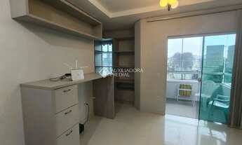 Imagem: Apartamento mobiliado com 2 quartos (1 suíte)