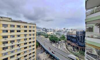 Imagem 3: APARTAMENTO COM LINDA VISTA EM ANDAR ALTO, SENDO SALA COM AR CONDICIONADO SPLIT , VARANDA