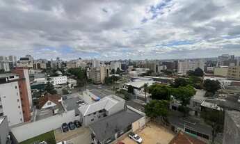Imagem 3: Cobertura com linda vista no Batel por apenas R$ 1.260.000,00