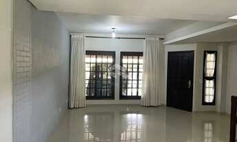 Imagem 4: Lindo Sobrado com 3 dormitórios, pátio com área gourmet, garagem para 1 ou 2 carros