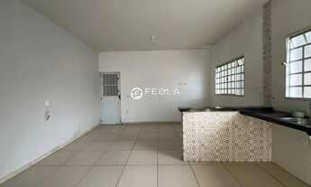 Imagem 2: Casa para alugar em Americana, Jardim da Mata, com 2 quartos, com 67 m²