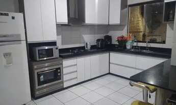 Imagem: CASA COM 03 QUARTOS SENDO UM SUÍTE COM