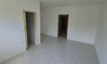 Imagem 5: Vende-se casa com três kitinetes no Vila Nova proximo ao Komprão