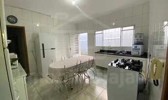 Imagem 3: Casa à venda com 2 quartos Jd. Cila de Lúcio Bauab