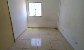 Imagem 6: Quitinete com 1 suíte, sala, cozinha. Bem ventilado e agradável. Bairro residencial com co