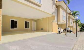 Imagem: Condominio fechado amplo sobrado