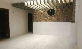 Imagem 4: Casa para aluguel tem 200 metros quadrados com 3 quartos em Cambeba - Fortaleza - CE