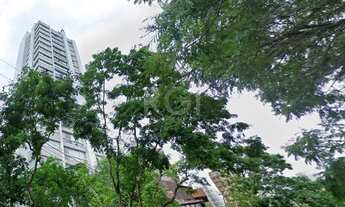 Imagem 2: GARDEN DE FRENTE PARA PRAÇA E AO LADO DO CLUBE GNU