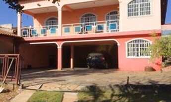 Imagem: Casa na Colônia Agrícola Samambaia