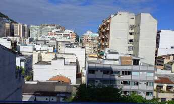Imagem 7: Prédio recuado com vista livre e varanda frontal , sol da manhã 1 por andar no Coração de