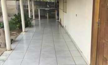 Imagem 2: Casa 2/4 Centro de Uruaçu GO