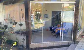 Imagem 5: Casa de condomínio para venda possui 309 metros quadrados com 4 quartos