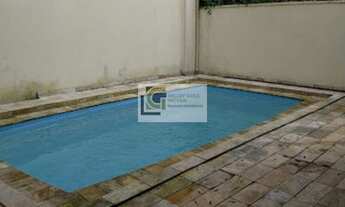 Imagem 6: Sobrado para venda tem 302 metros quadrados com 4 quartos