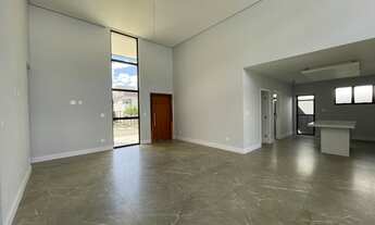 Imagem 3: Casa a venda 100% linear com 4 suítes em condomínio fechado bairro Vina Del Mar