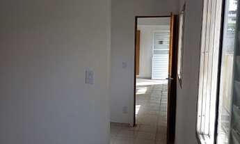 Imagem 2: Casa 3 - (2 dormitórios sem vaga). Temos + 3 casas. Com 65% de entrada parcelo o restante