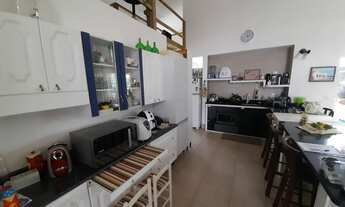 Imagem 5: Casa para venda possui 160 metros quadrados com 4 quartos em Ambrósio - Garopaba - SC