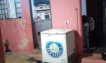 Imagem 4: Vendo ou troco Casa com 2 dormitórios