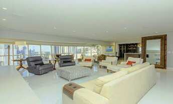 Imagem 2: VISTA CINEMATOGRÁFICA NO ENDEREÇO MAIS COBIÇADO DE CURITIBA Apartamento com 4 suítes no Ec