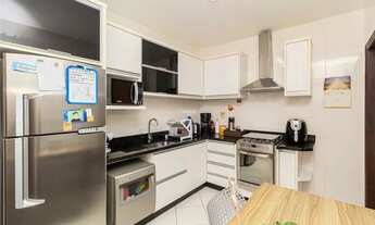 Imagem 6: Sobrado triplex semimobiliado no Xaxim