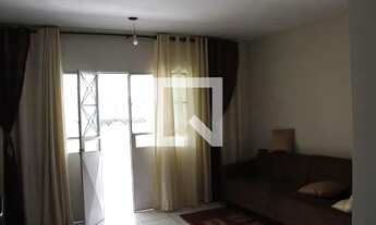 Imagem 4: Casa para Aluguel - Santa Maria, 2 Quartos, 150 m2