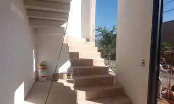 Imagem 4: Casa de condomínio sobrado para venda tem 237 metros quadrados com 4 quartos