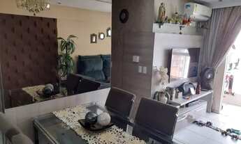 Imagem 2: Apartamento projetado com closet amplo na suite do casal no Bairro Jóquei Clube