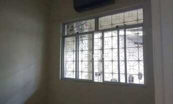 Imagem 6: Duas Casas em Nilópolis - 6 quartos e 5 banheiros