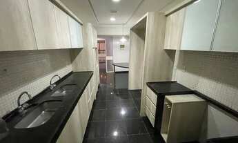 Imagem 6: Apartamento para aluguel possui 135 metros quadrados com 3 quartos em Graças - Recife - PE