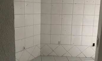 Imagem 4: Aluga-se Casa Espaçosa na Liberdade ao Lado da Loja MAX CALÇADOS .