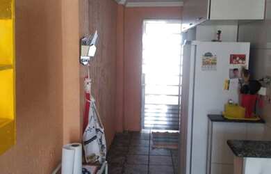 Imagem 4: Casa no Jardim Veneza por R$ 375.000.00!