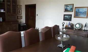 Imagem 2: Vista mar uma quadra da praia- Apto, 3 dorms 1 suite + dep -167m2-Pompeia Santos SP